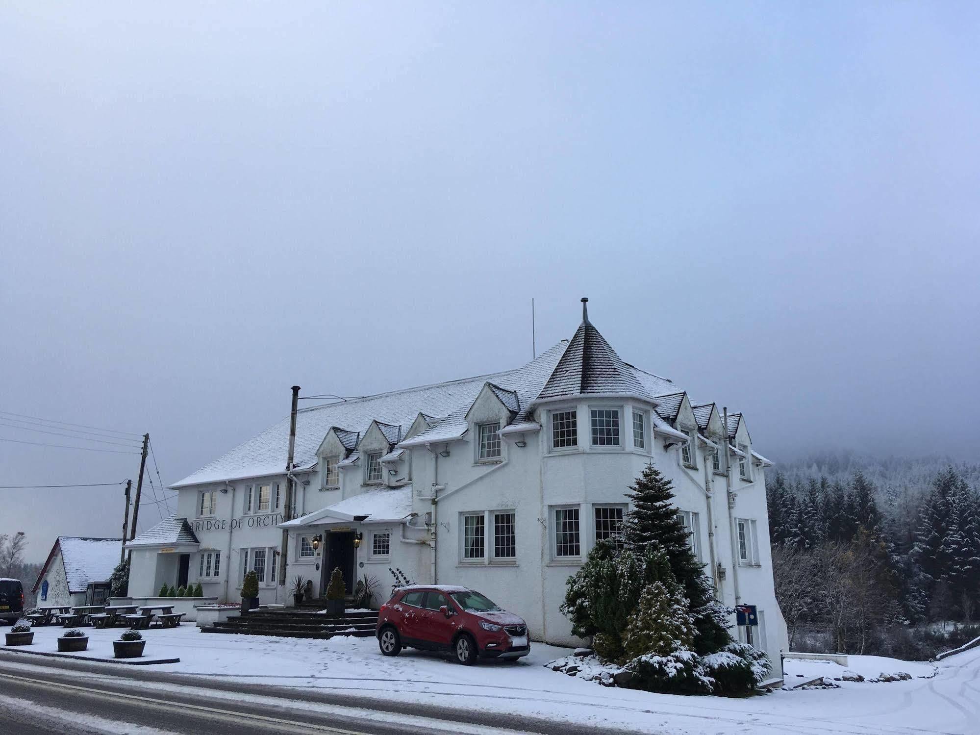 Bridge Of Orchy Hotel Exteriör bild